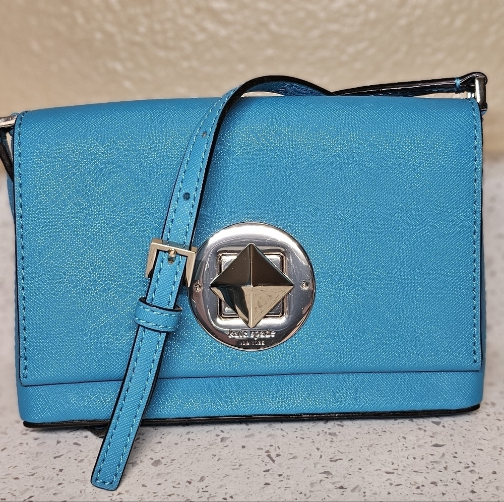 Like new - Turquoise Kate Spad Saffiano finished leather flap cross-body